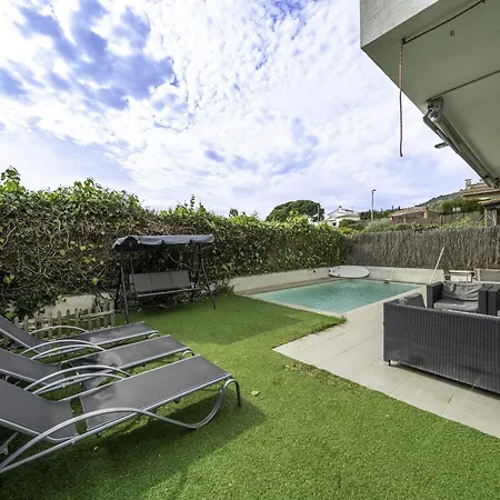 Villa Homeholidaysrentals Colors - Costa Barcelona Pineda de Mar