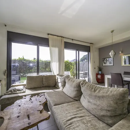Homeholidaysrentals Colors - Costa Barcelona Villa Pineda de Mar